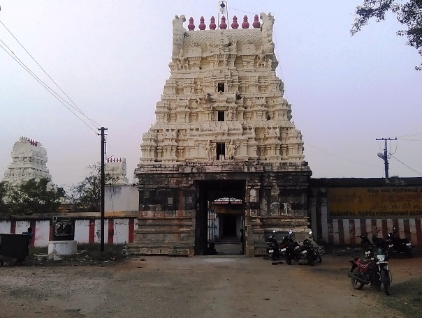 Thirupasur Gopuram